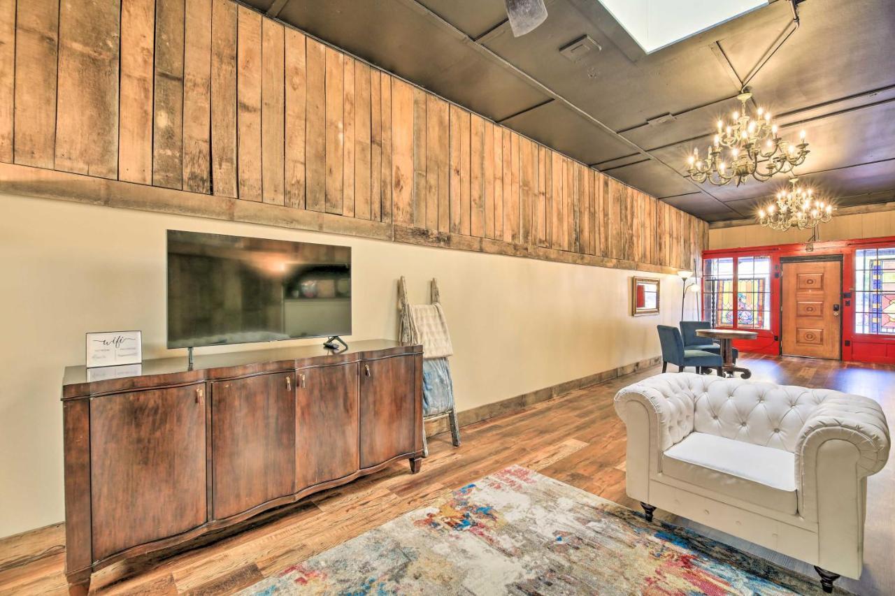 Holiday home The M On Main Renovated Wytheville Townhome *
